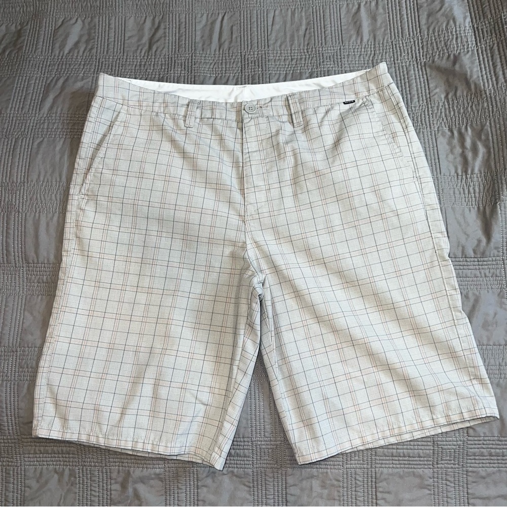 Hurley Mens Shorts Gray Blue Orange Plaid Size 36 Inseam 11"